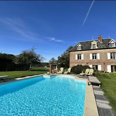 Ailleurs Sous Les Etoiles Nyaraló Manneville-la-Raoult